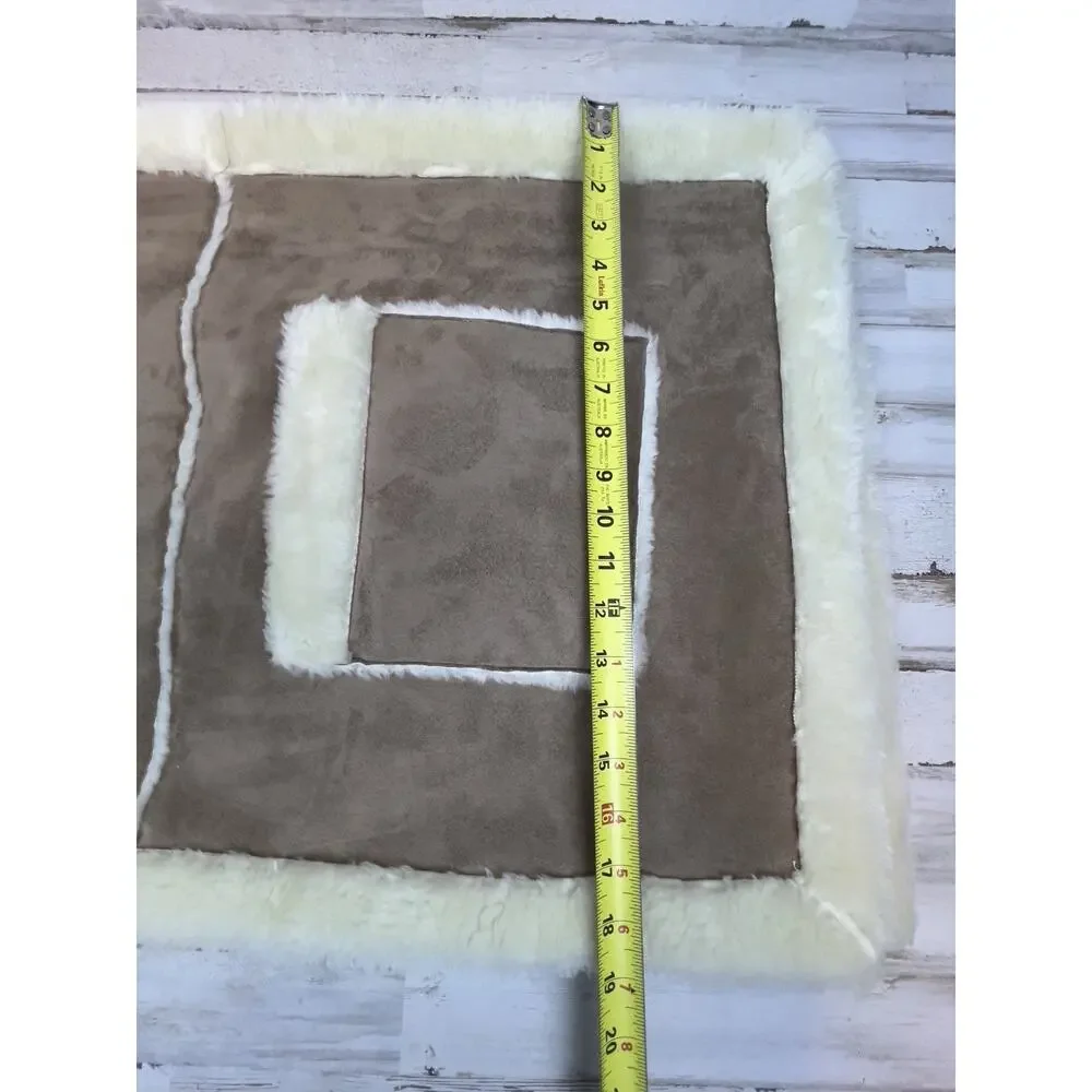 Vintage Mendlos Fashions Faux Suede Sherpa Scarf Wrap Shawl Tan Beige Pockets